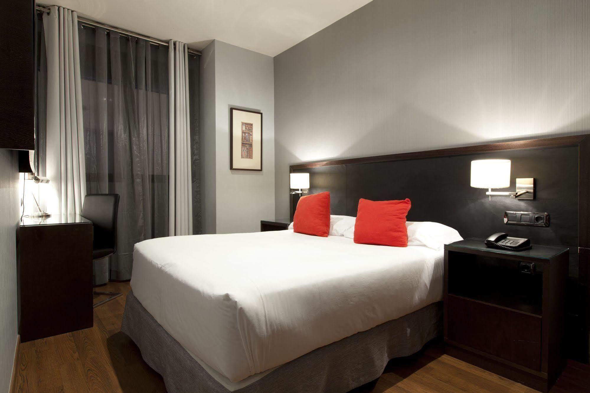 Suites Center Barcelona Kültér fotó
